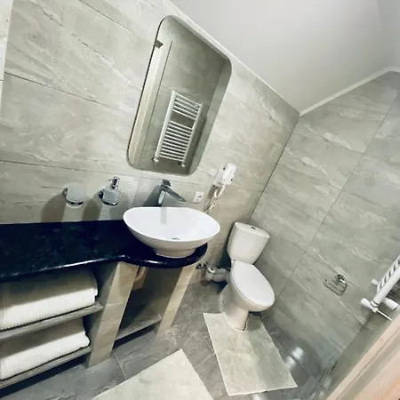 смерекова хата *